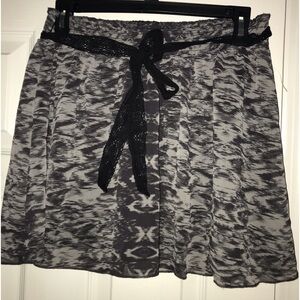 ✨️3 for $12✨️Mudd skirt size large